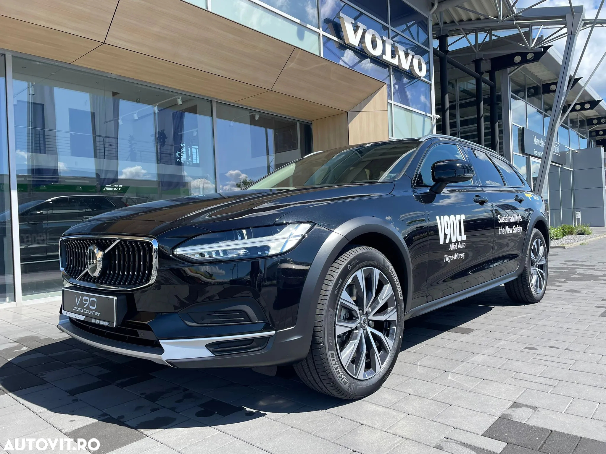 Volvo V90 V90CC B4 MHEV AT AWD Plus Bright - 3