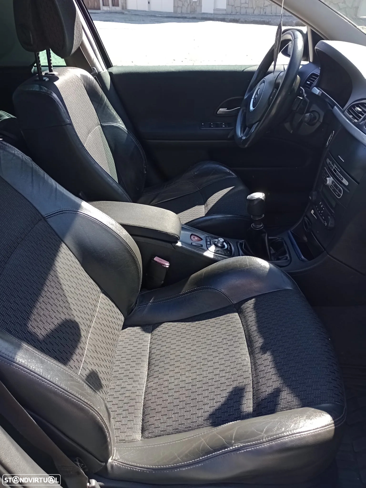 Renault Laguna Break 2.0 dCi Dynamique Luxe - 18