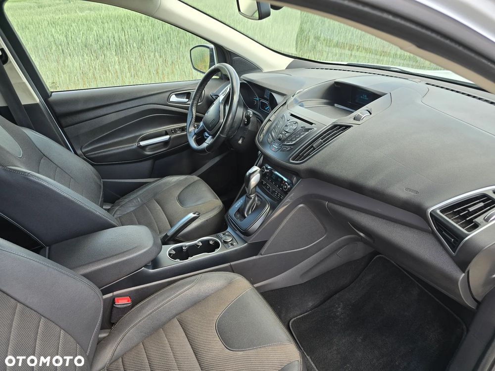 Ford Kuga 2.0 TDCi 4WD Titanium - 14