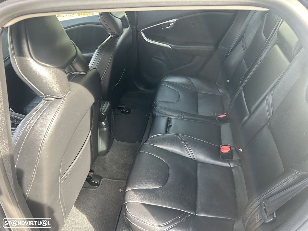 Volvo V40 1.6 D2 Summum Powershift - 20