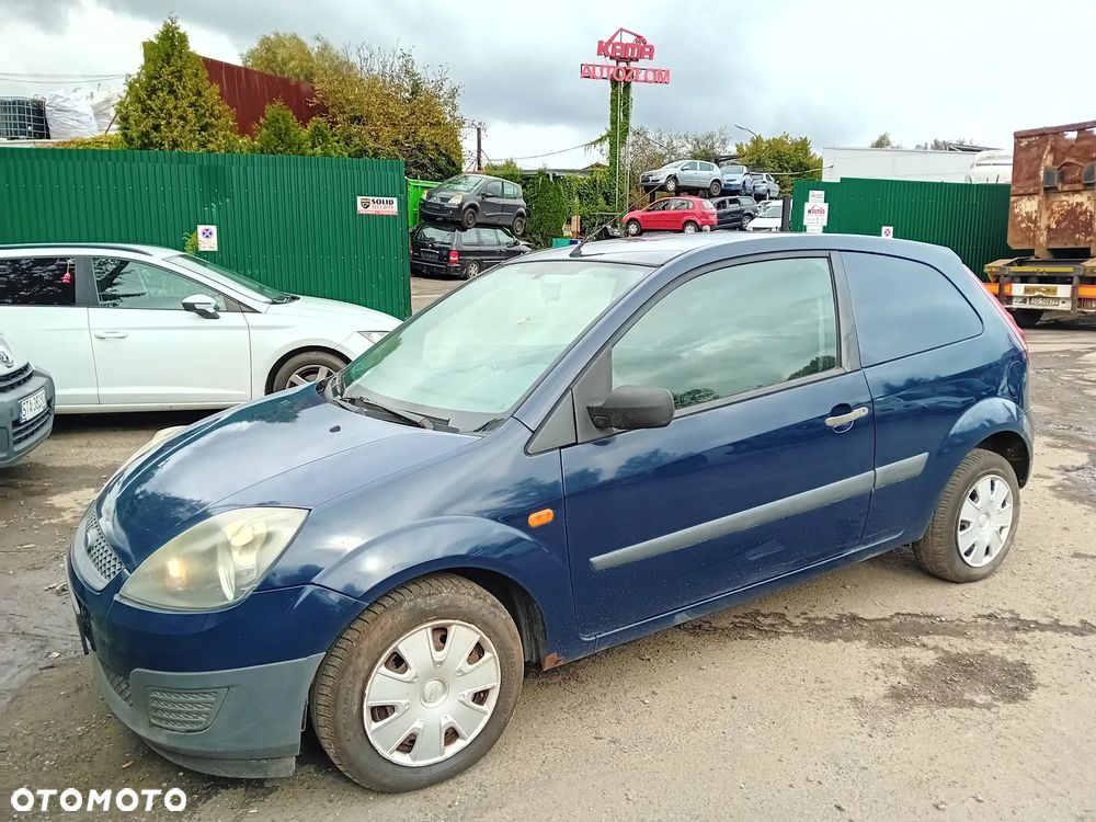 *FORD FIESTA MK6* Samochód na części - 1
