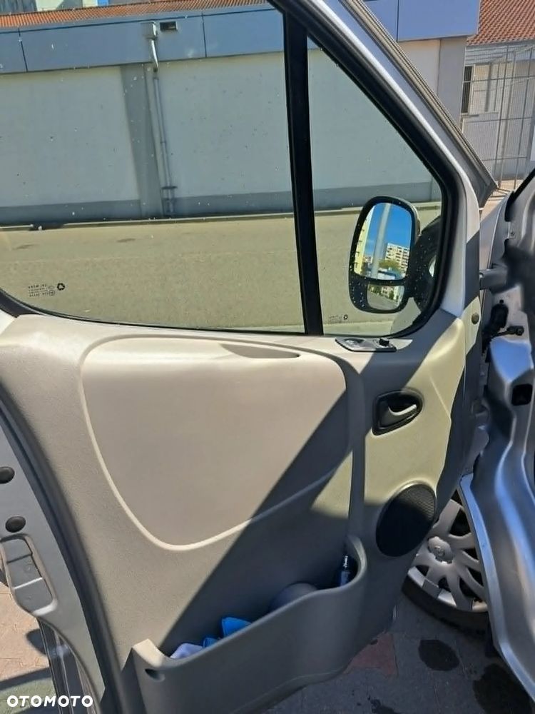 Opel Vivaro L2H1 2.9t Edition - 16