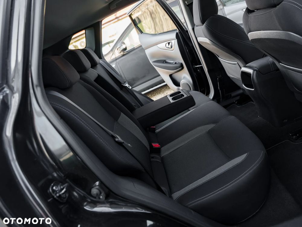 Nissan Qashqai 1.2 DIG-T N-Connecta EU6 - 15