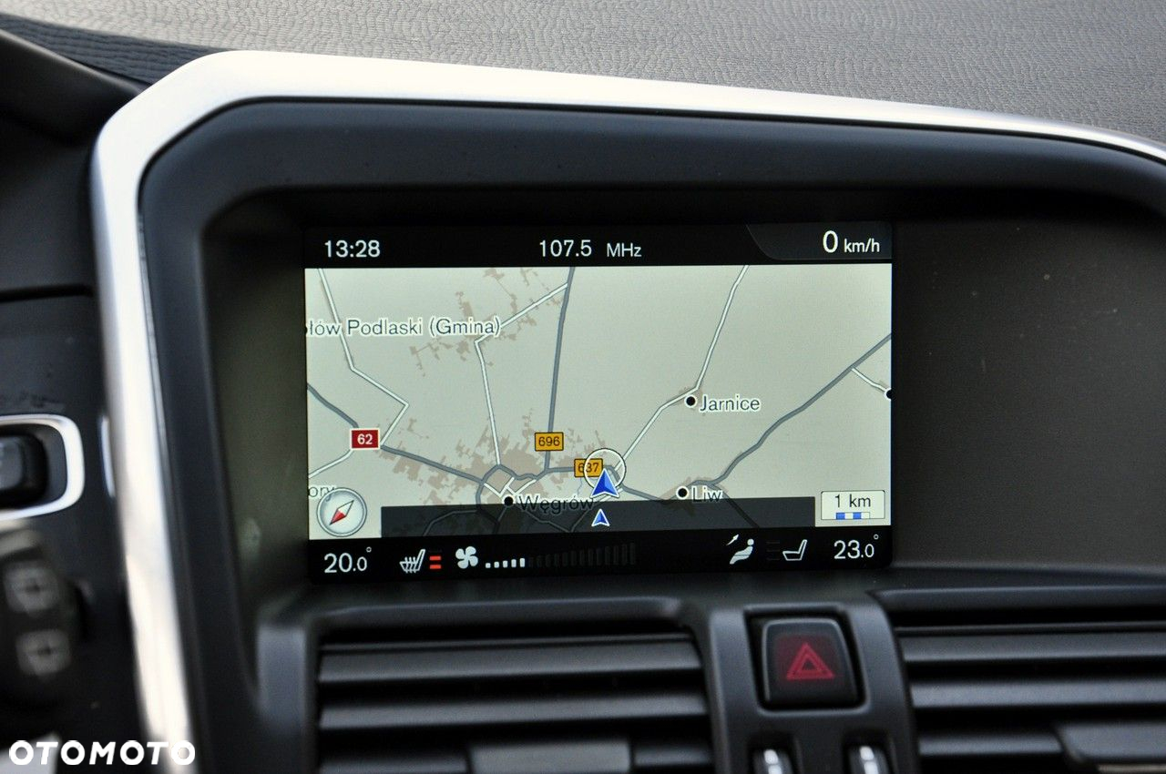 Volvo XC 60 D4 Drive-E Momentum - 17