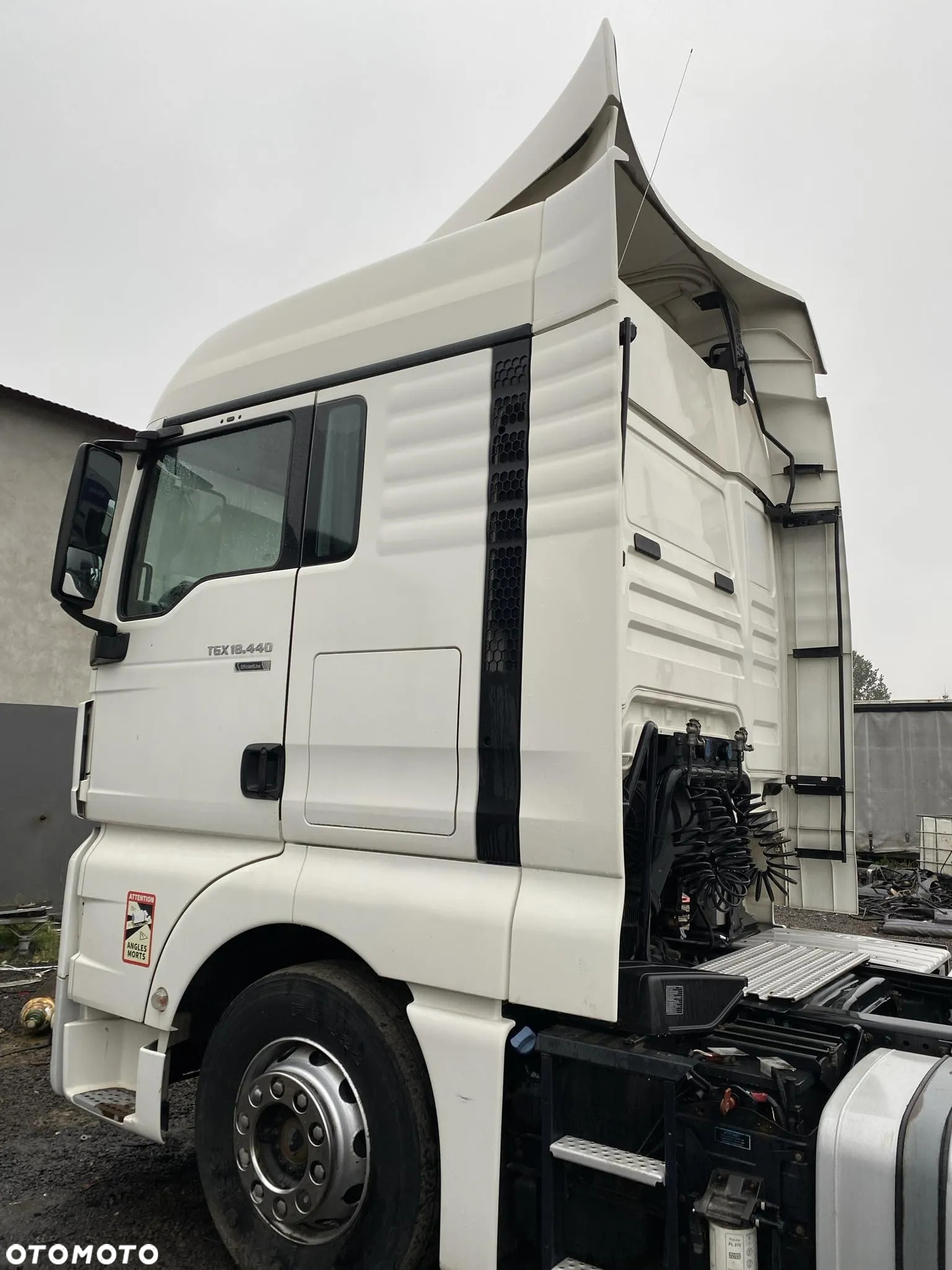 KOMPLET OWIEWEK MAN TGX E5 E6 KABINA XLX - 8
