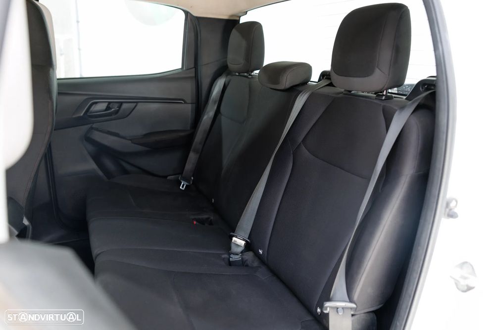 Isuzu D-Max - 9