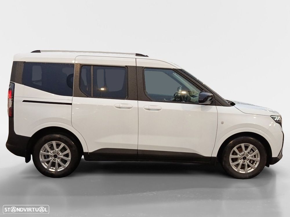 Ford Tourneo Courier 1.0 EcoBoost Titanium DCT — fotografia 6