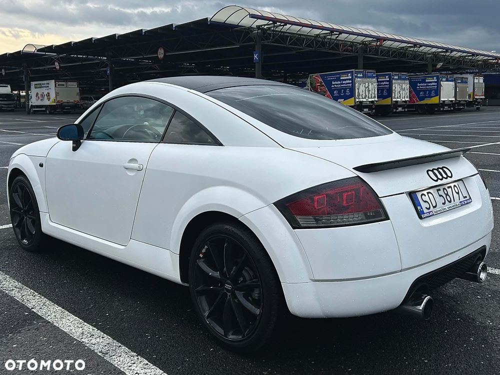 Audi TT Coupé 1.8T - 12