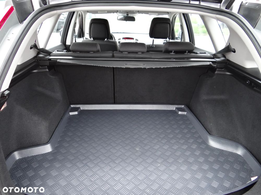 Kia Ceed - 14