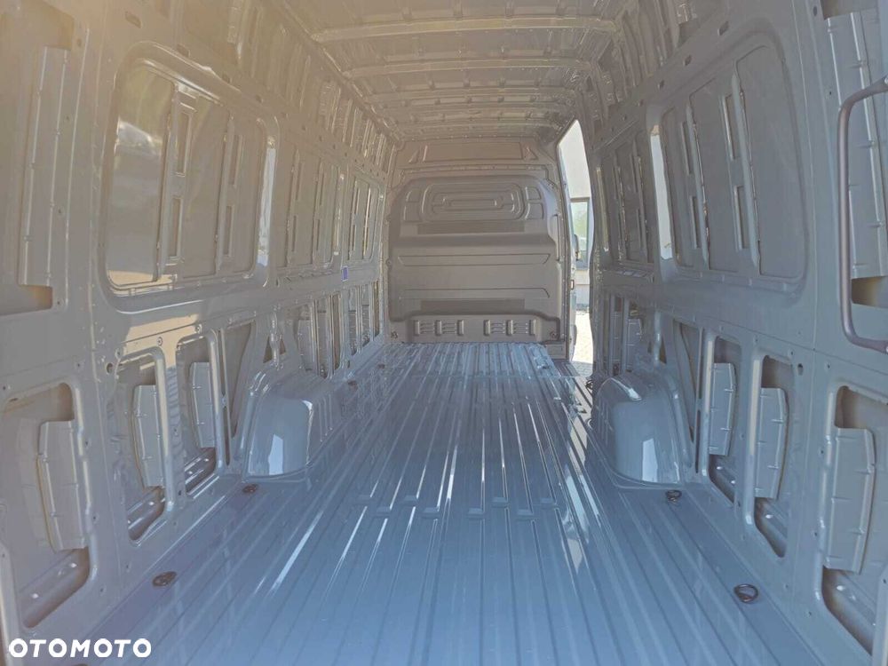 Mercedes-Benz Sprinter 317 CDI - 13