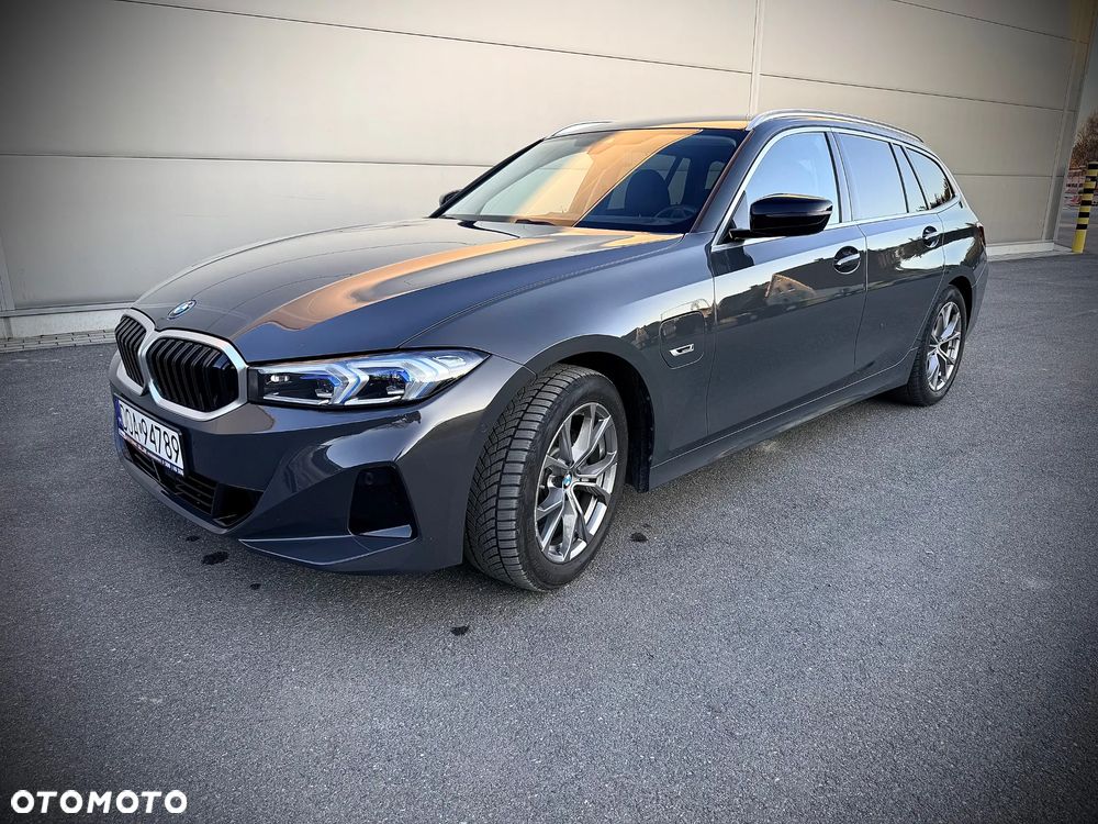 BMW Seria 3 320e xDrive Advantage - 1