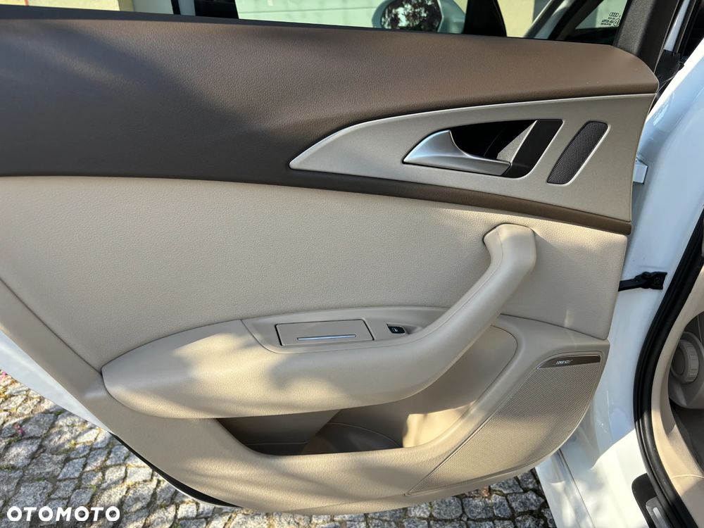 Audi A6 Avant - 10