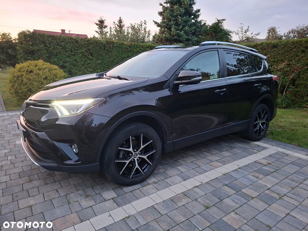 Toyota RAV4 2.0 D-4D Prestige 4x2 - 2
