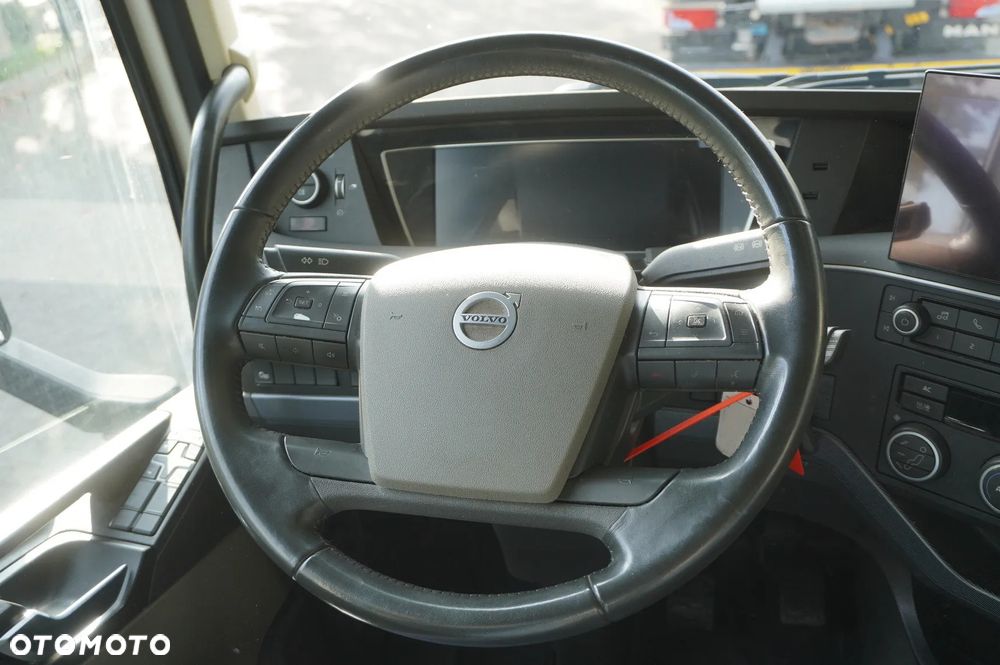 Volvo FH 420 6x2 / BDF / 2022 - 21