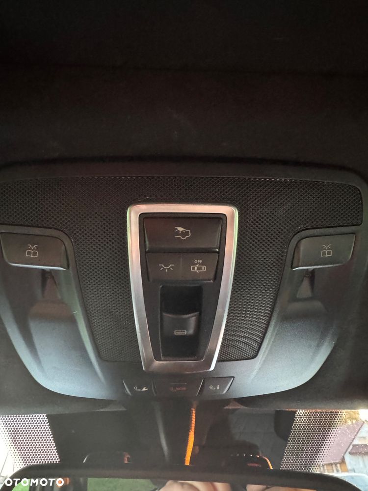 Mercedes-Benz Klasa G 63 AMG AMG SPEEDSHIFT 7G-TRONIC - 26