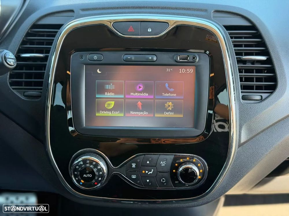 Renault Captur TCe 120 EDC Dynamique — fotografia 15