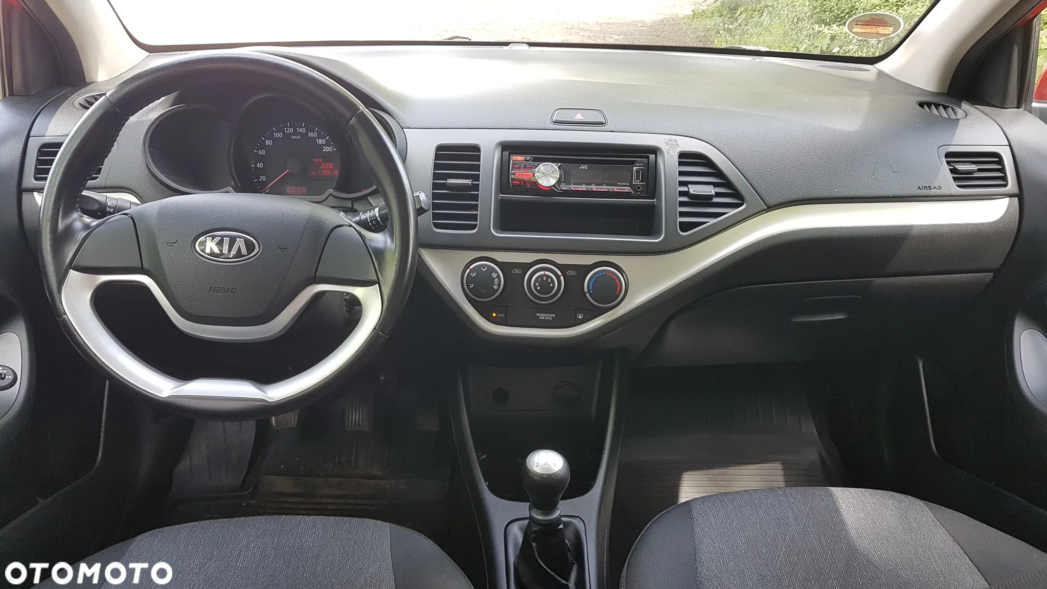 Kia Picanto - 9