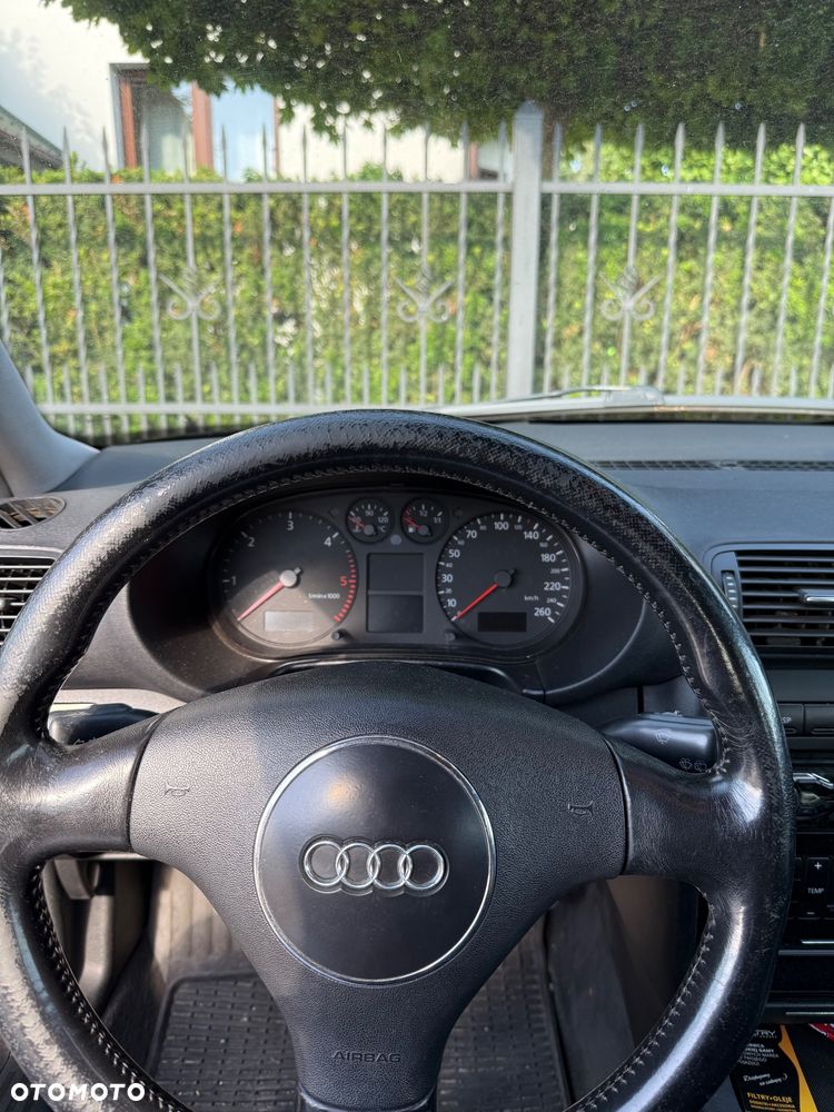 Audi A3 3-drzwiowe 1.9 TDI Attraction - 14