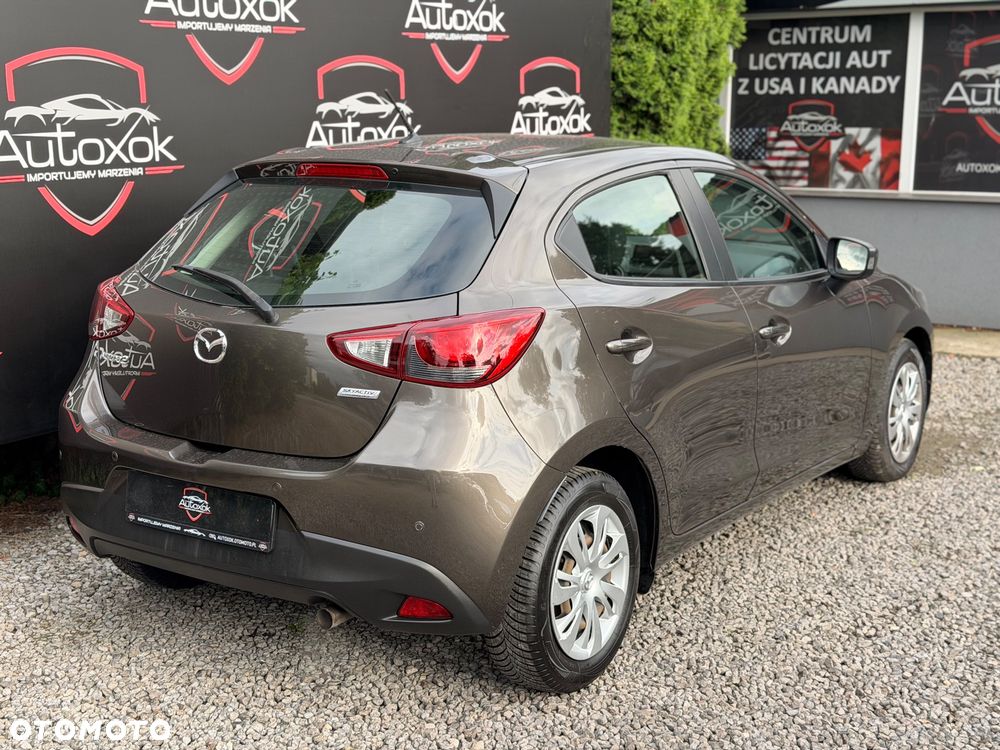 Mazda 2 - 11