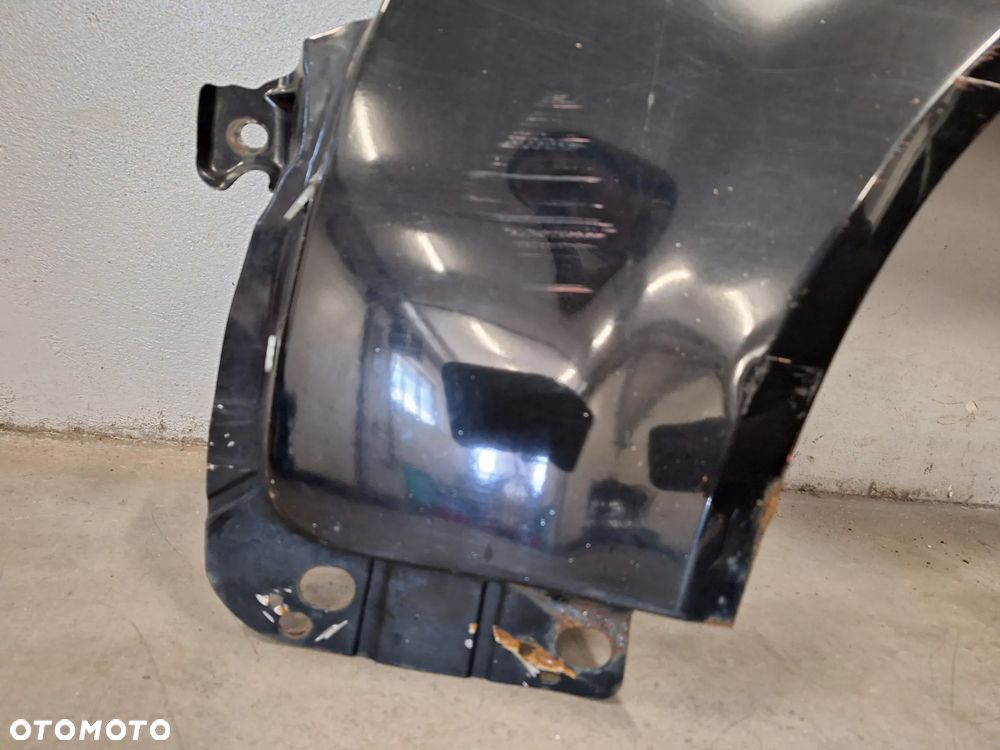 BŁOTNIK LEWY PRZÓD PRZEDNI AUDI A4 B6 LAK: LY9B NR212 - 3