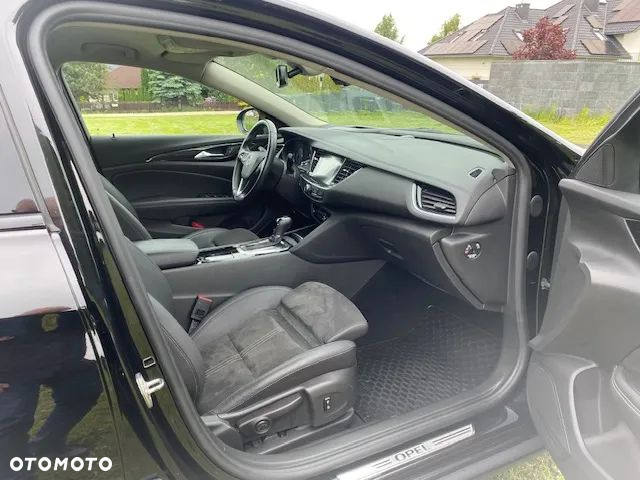 Opel Insignia - 11