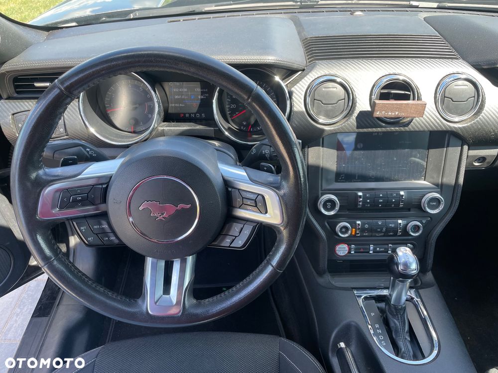 Ford Mustang 3.7 V6 - 9