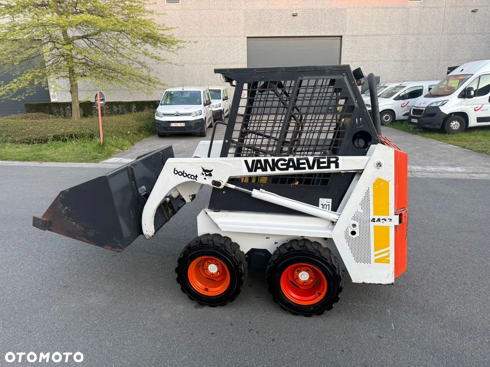 Bobcat 440B - 13