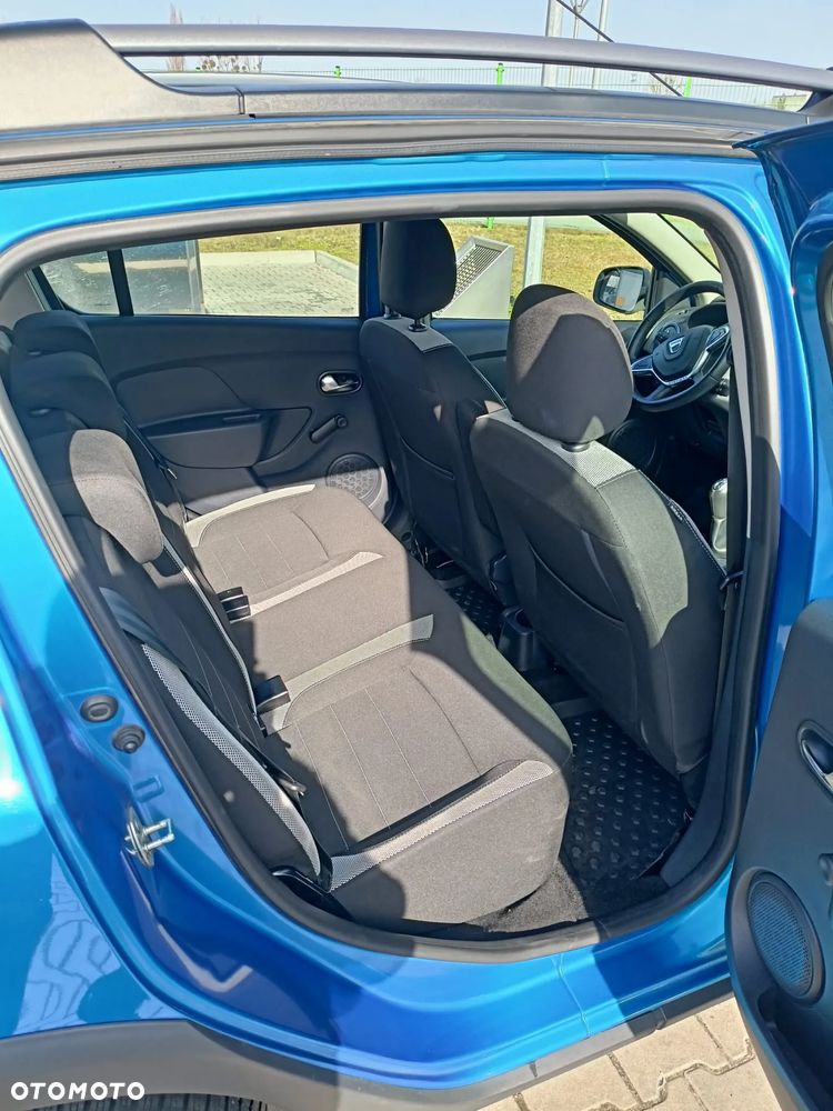 Dacia Sandero - 8