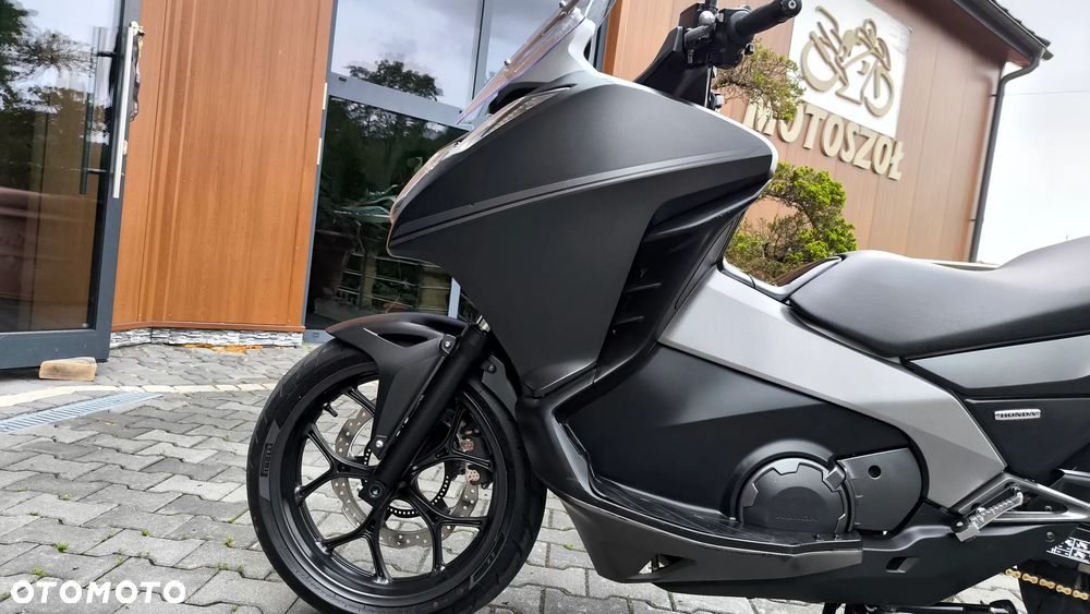 Honda NC - 16