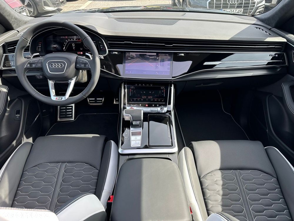 Audi RS Q8 - 17