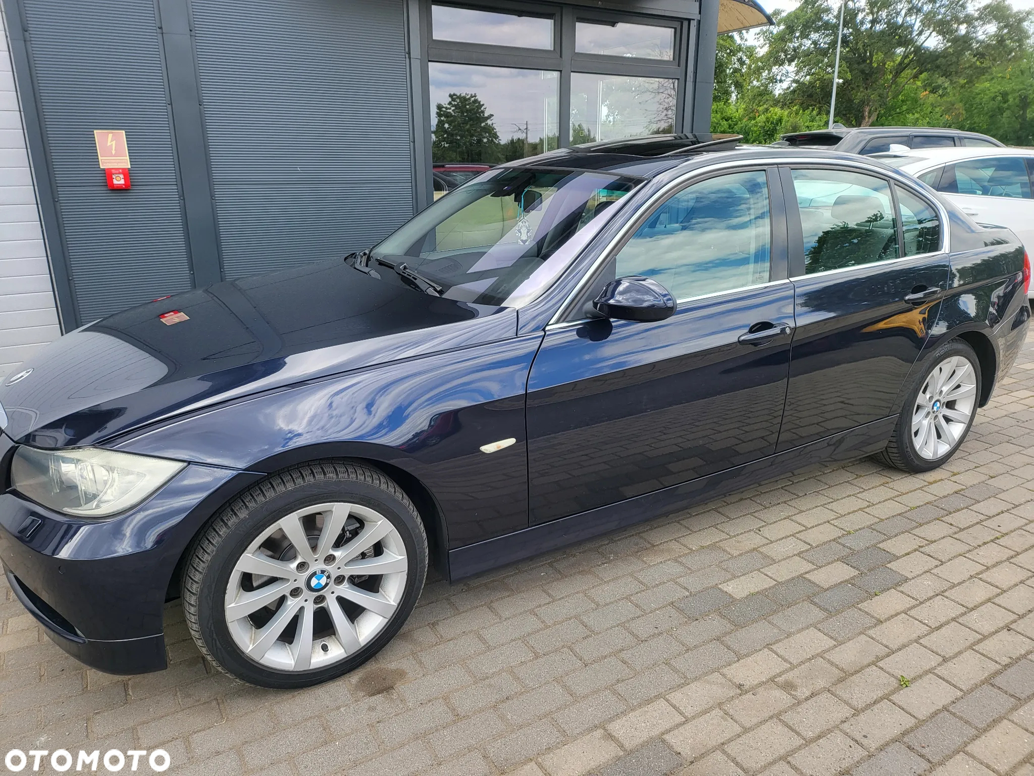 BMW Seria 3 325i - 20