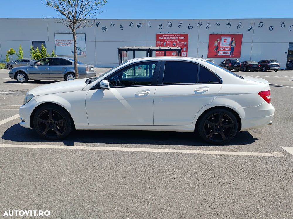 Mercedes-Benz C - 4