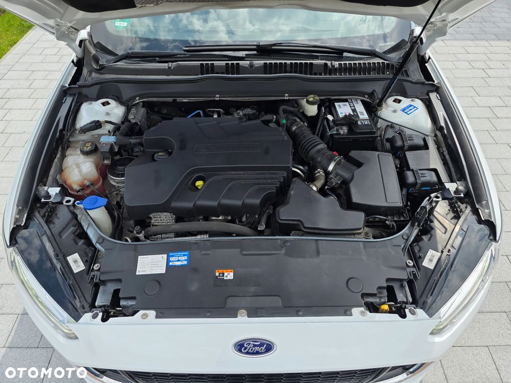 Ford Mondeo SW 2.0 TDCi S&S ST-Line - 32