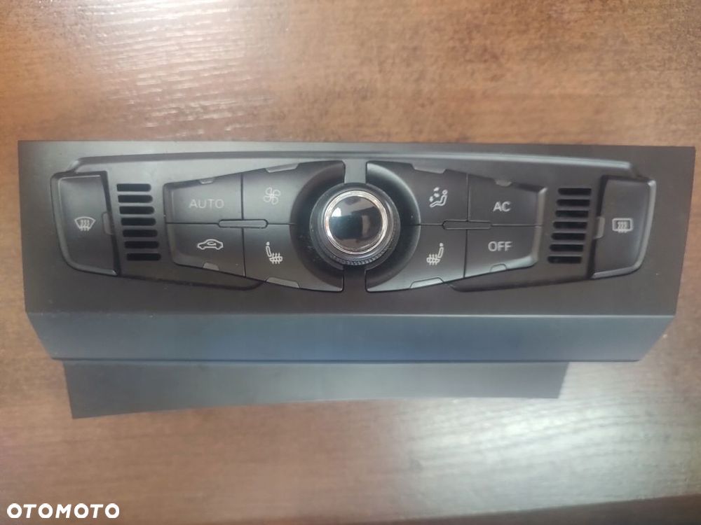 AUDI A4 B8 PANEL KLIMATYZACJI 8T1820043AA - 1