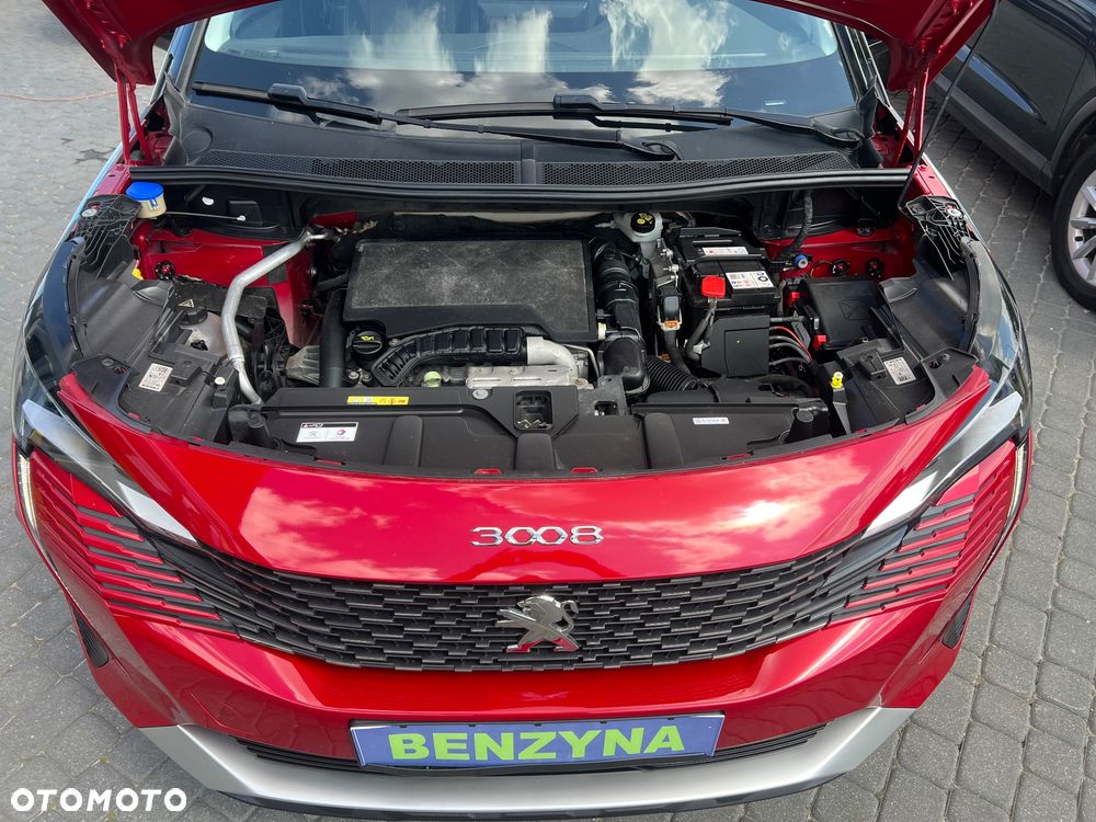 Peugeot 3008 1.2 PureTech Allure S&S EAT8 - 11