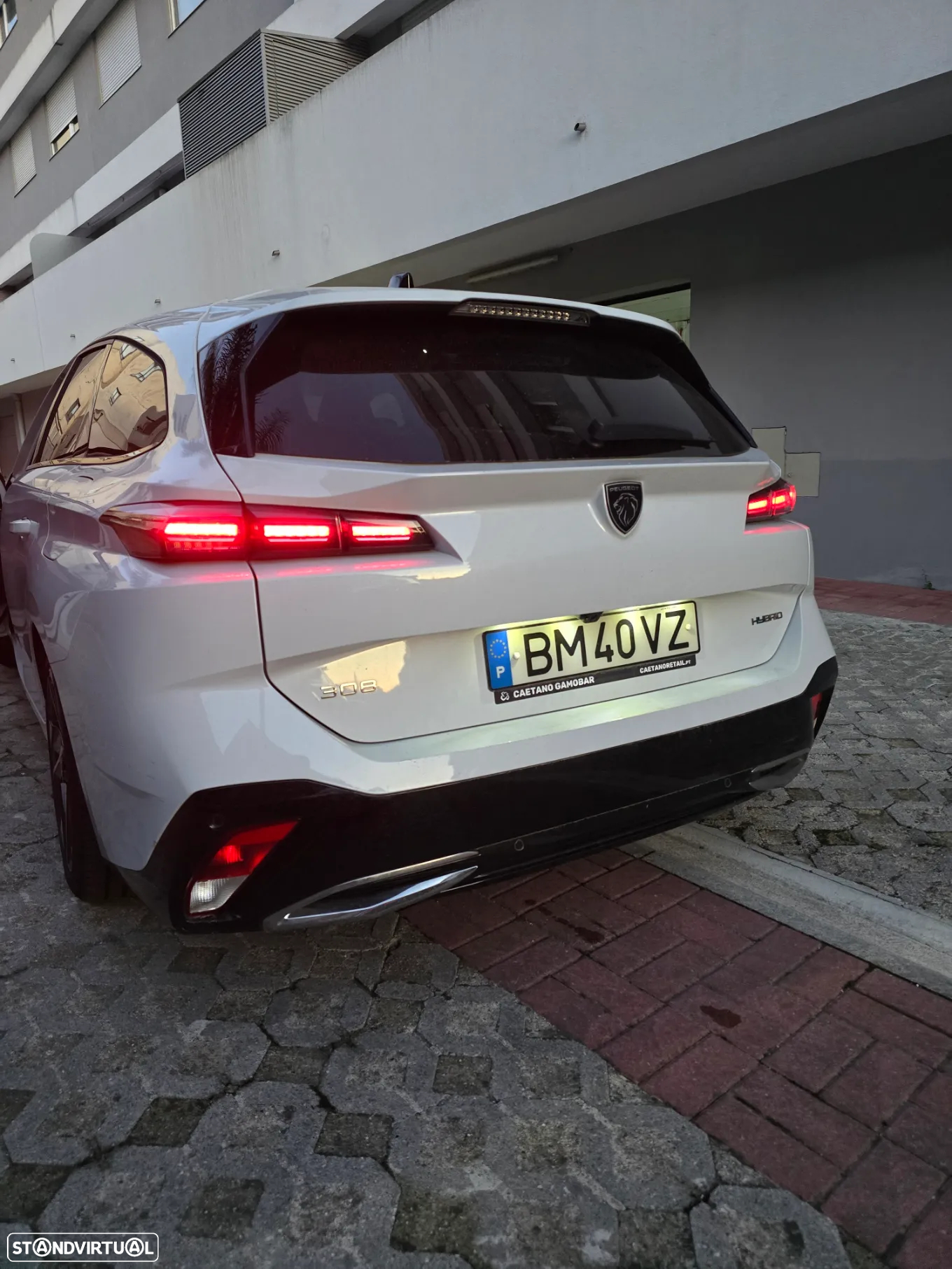 Peugeot 308 SW 1.6 Hybrid Allure Pack e-EAT8 - 37