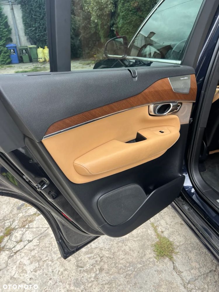 Volvo XC 90 D5 AWD Geartronic Inscription - 8