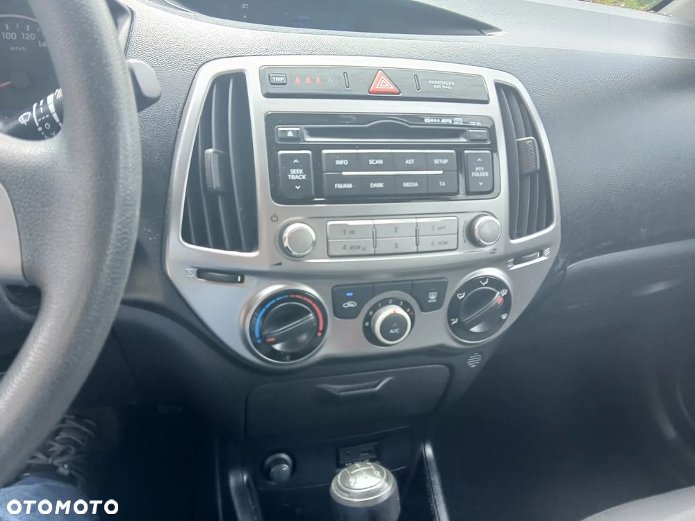 Hyundai i20 1.2 Classic - 10