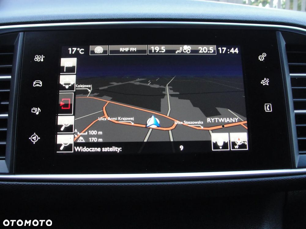 Peugeot 308 - 35