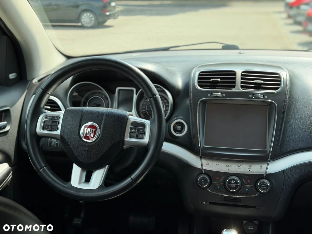 Fiat Freemont 2.0 Multijet Lounge AWD - 11