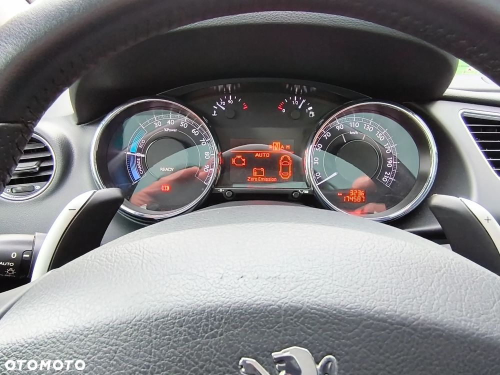Peugeot 3008 - 17