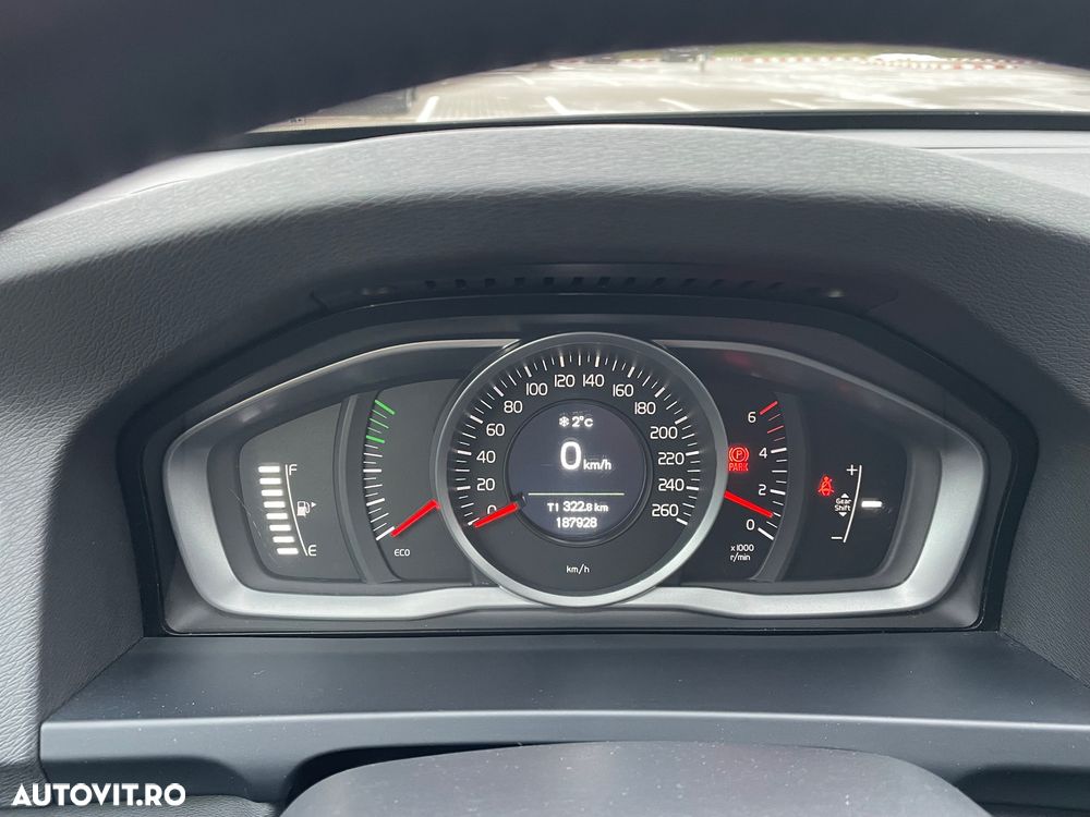 Volvo V60 D2 Kinetic - 15