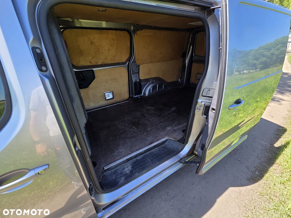 Peugeot EXPERT - 11