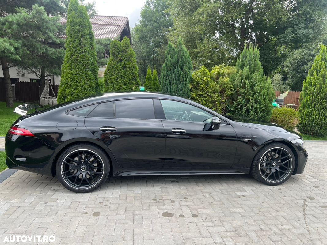 Mercedes-Benz AMG GT - 3