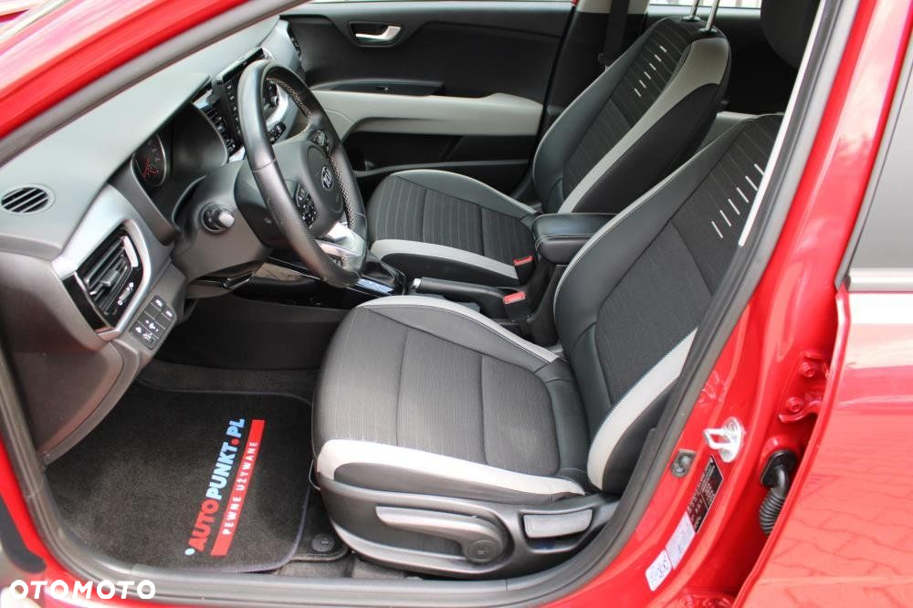 Kia Stonic - 10