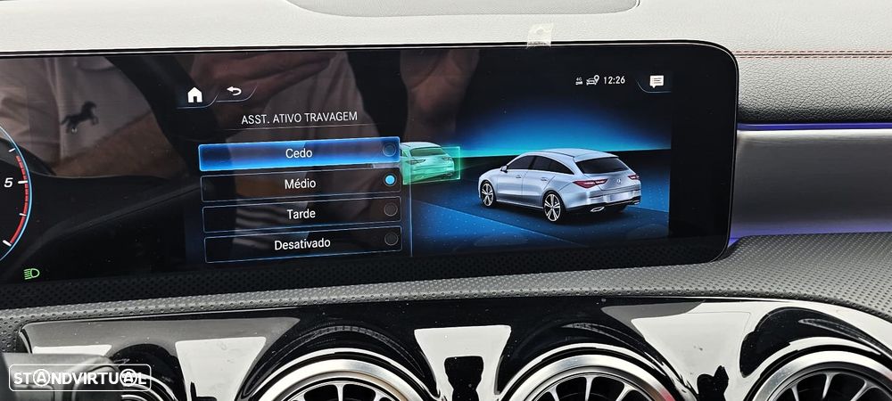 Mercedes-Benz CLA 180 d Shooting Brake AMG Line Aut. - 13