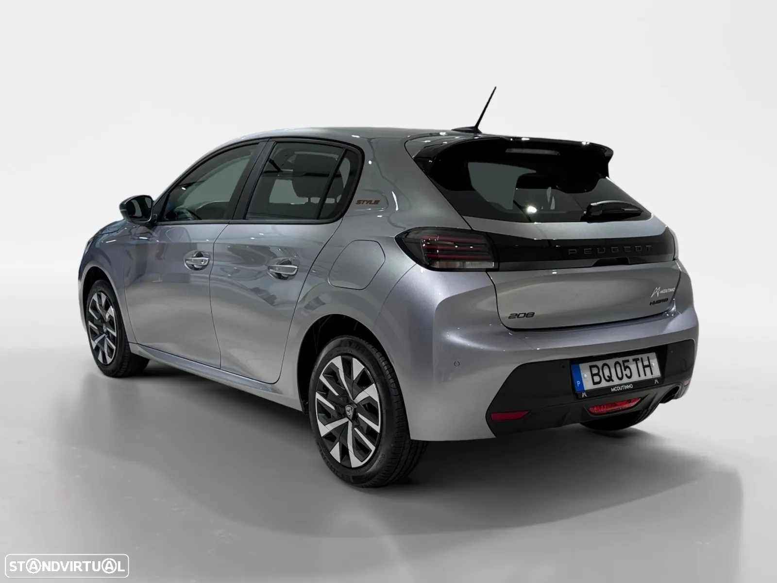Peugeot 208 1.2 Hybrid Style e-DCS6 - 4