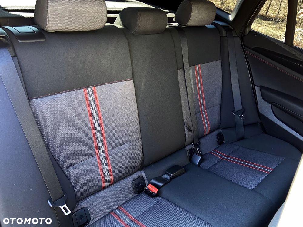 BMW X1 xDrive18d Sport Line - 26