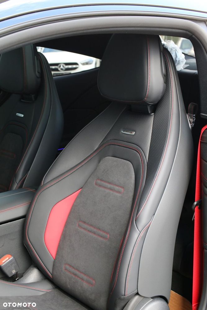 Mercedes-Benz CLE - 25
