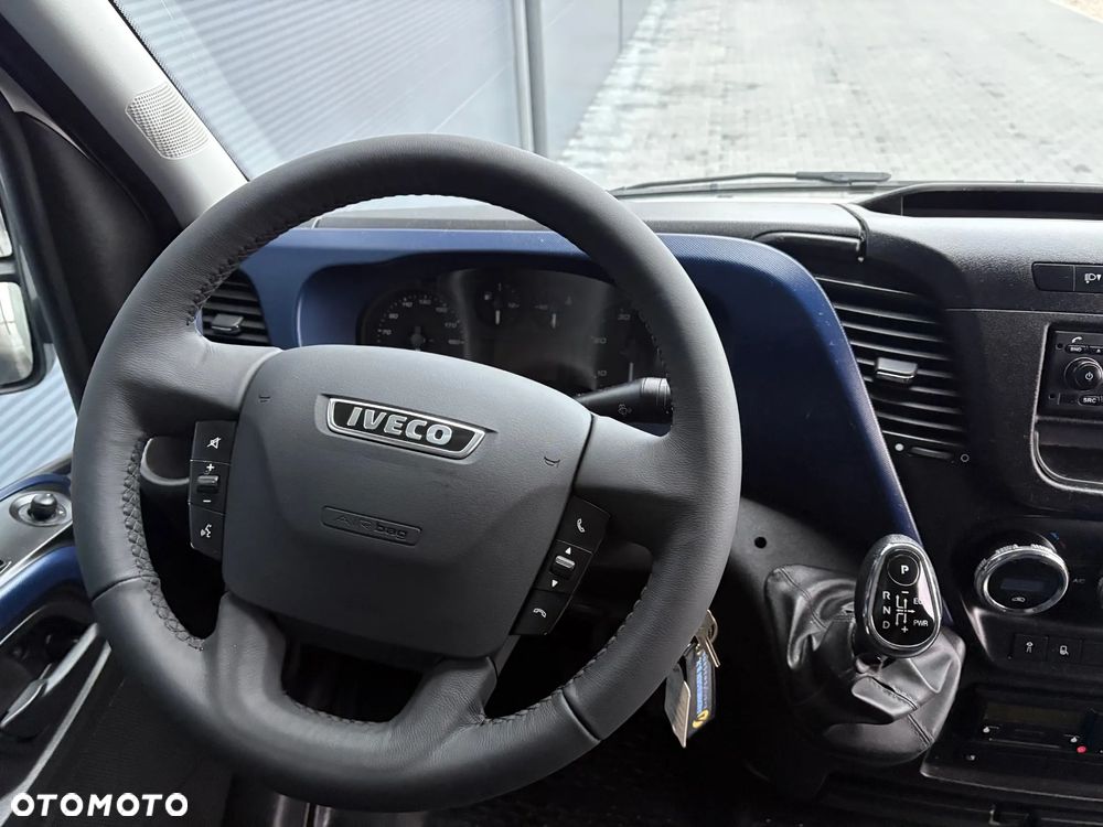 Iveco Daily 50C18 35C18 3.0 HPI Hi-Matic Kontener 8 palet + winda 750kg + drzwi boczne **Niski przebieg**Climatronic**Sprowadzony** - 9